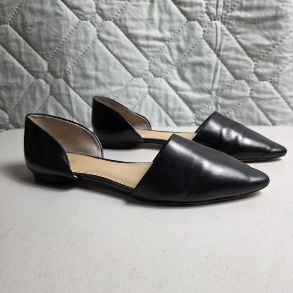 Michael Kors Shoes - Michael Kors Julieta Flat Black leather pointed flats Silver tone
SIZE 9M